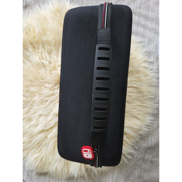 RDS Nintendo Switch Game Traveler Deluxe System Case Black Hard Shell - Picture 3 of 8